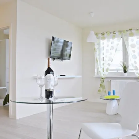 Nowy Apartament Marcelin * 포즈난